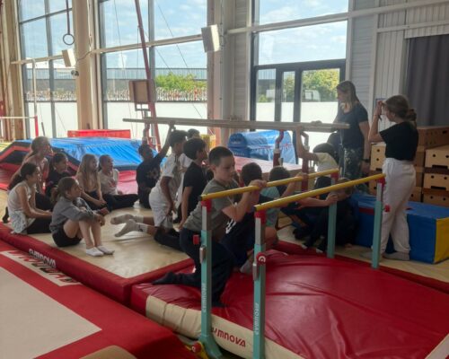 504180935_1383642563761355_8093822814463372945_n